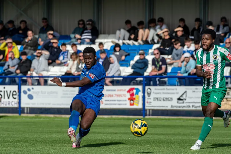 Photo 7 of 36, Bury Town vs Basildon United 17/09/2022