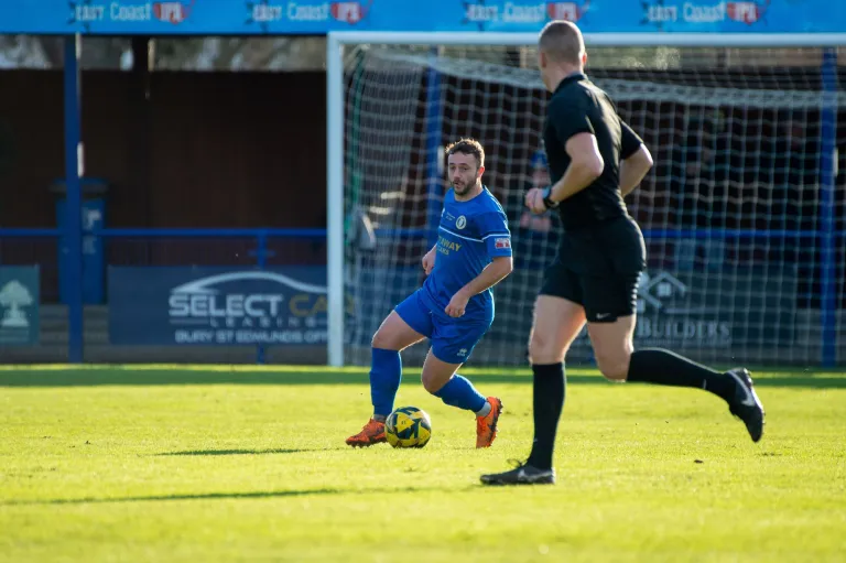 Photo 6 of 96, Bury Town vs Lowestoft Town 02/01/2023