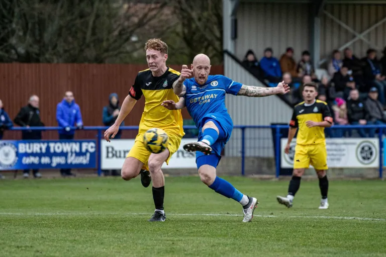 Photo 4 of 30, Bury Town vs Great Wakering Rovers 04/02/2023