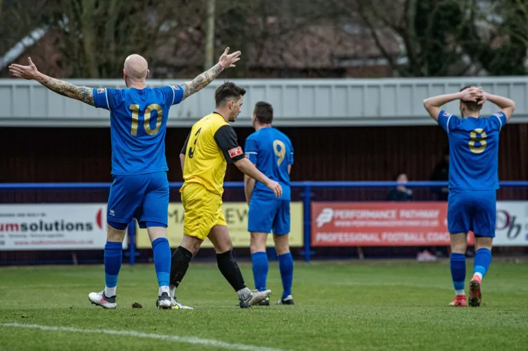 Photo 7 of 30, Bury Town vs Great Wakering Rovers 04/02/2023