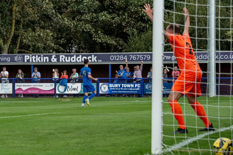 Photo 14 of 55, Bury Town vs Brentwood Town 12/08/2023