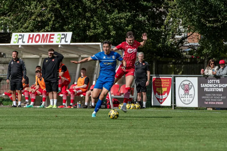 Photo 11 of 46, Felixstowe & Walton vs Bury Town 26/08/2023
