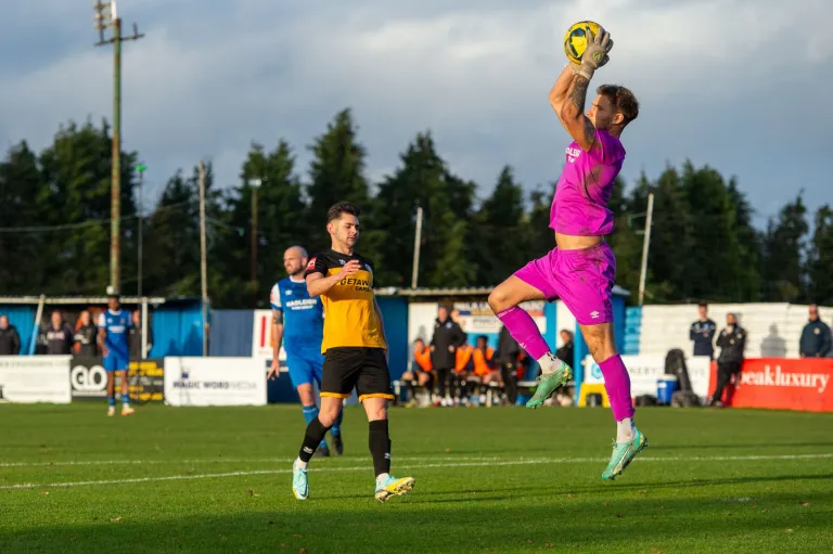 Photo 14 of 34, Ipswich Wanderers vs Bury Town 04/11/2023