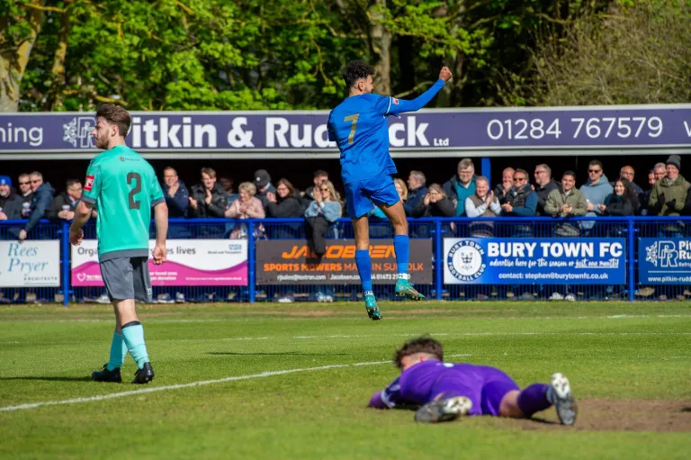 Photo 34 of 59, Bury Town vs Enfield 20/04/2024