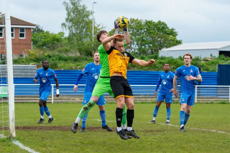 Photo 21 of 51, Redbridge vs Bury Town 27/04/2024
