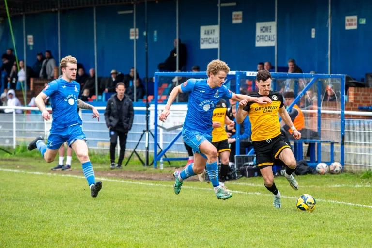 Photo 28 of 51, Redbridge vs Bury Town 27/04/2024