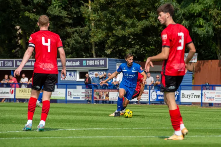 Photo 13 of 54, Bury Town vs Felixstowe & Walton 17/08/2024