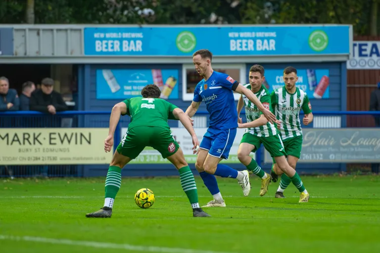 Photo 13 of 52, Bury Town vs Basildon United 09/11/2024