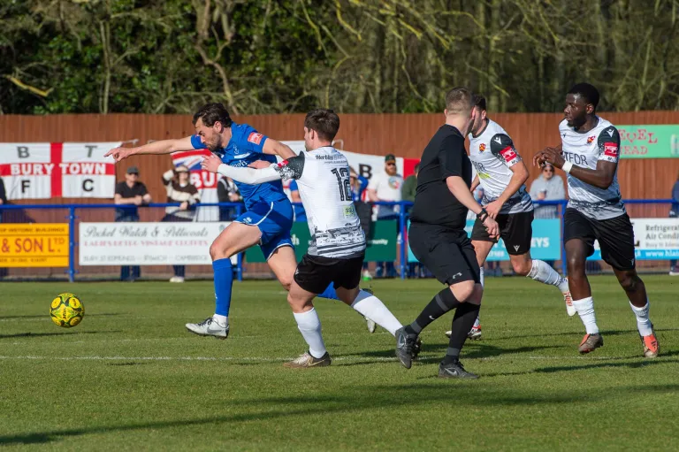 Photo 5 of 59, Bury Town vs Cambridge City 08/03/2025