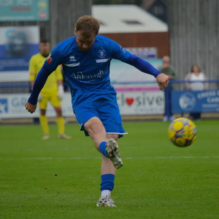 Photo 15 of 40, Bury Town vs Alvechurch 20/09/2025