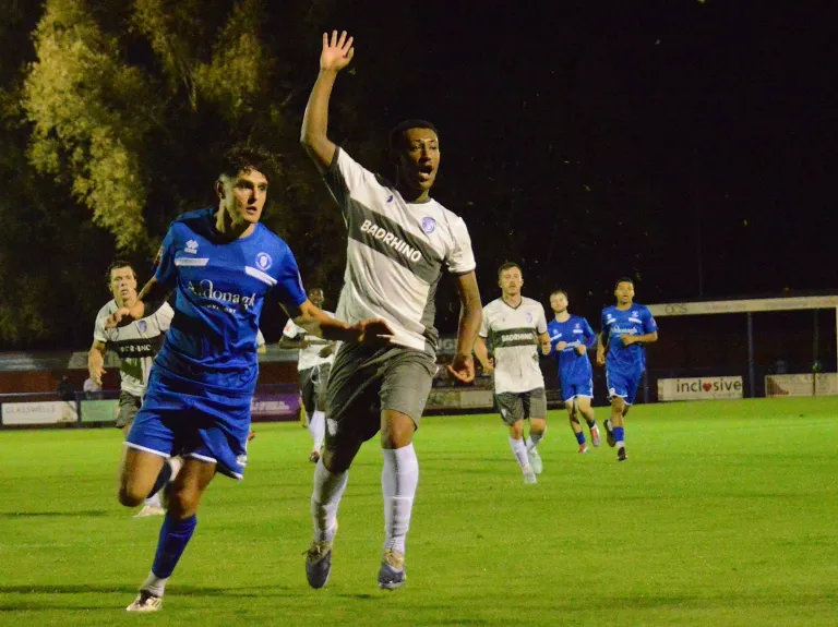 Photo 13 of 30, Bury Town vs Spalding United 23/09/2025