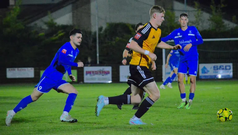 Photo 14 of 36, Bury Town vs Mildenhall Town 01/10/2025
