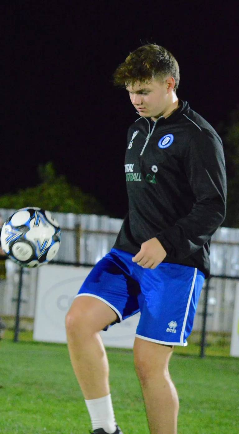 Photo 32 of 36, Bury Town vs Mildenhall Town 01/10/2025