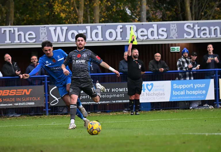 Photo 31 of 60, Bury Town vs Halesowen Town 08/11/2025