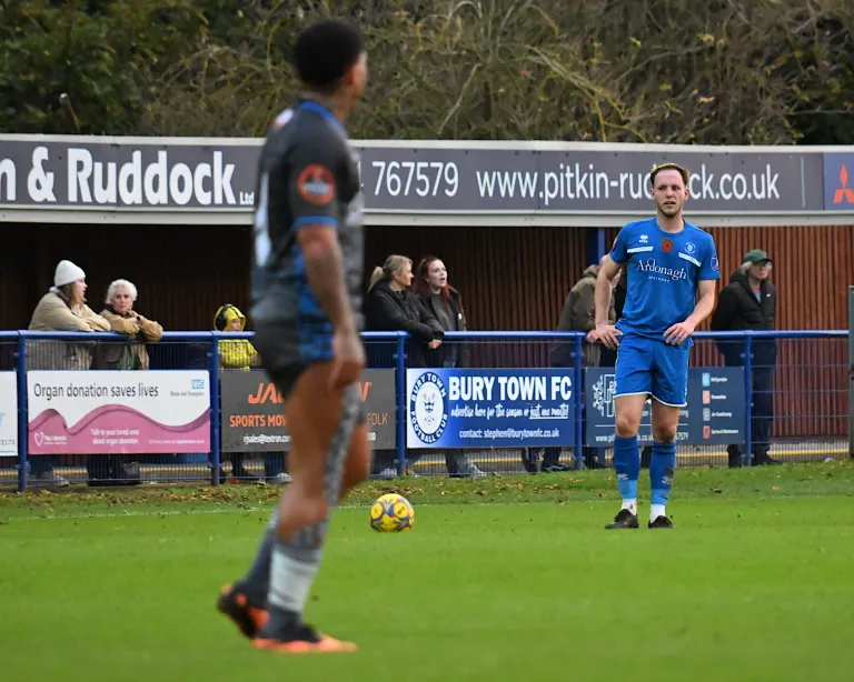 Photo 37 of 60, Bury Town vs Halesowen Town 08/11/2025