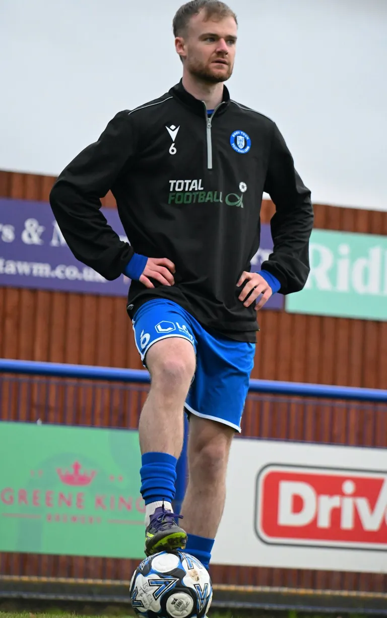 Photo 2 of 88, Bury Town vs Barwell 06/12/2025