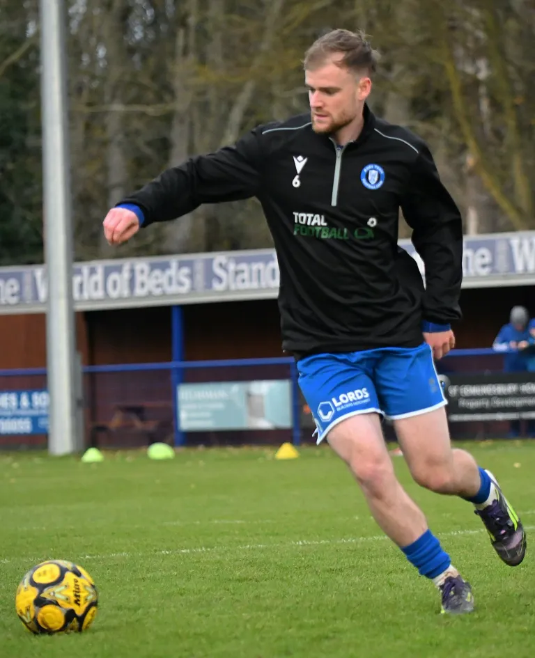Photo 15 of 88, Bury Town vs Barwell 06/12/2025