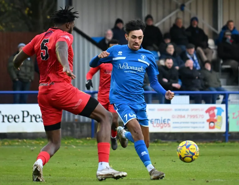 Photo 28 of 88, Bury Town vs Barwell 06/12/2025
