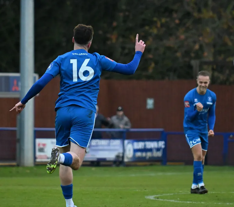 Photo 35 of 88, Bury Town vs Barwell 06/12/2025