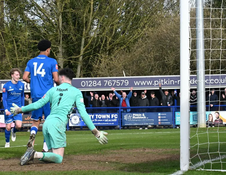 Photo 29 of 58, Bury Town vs Worcester City 03/04/2026