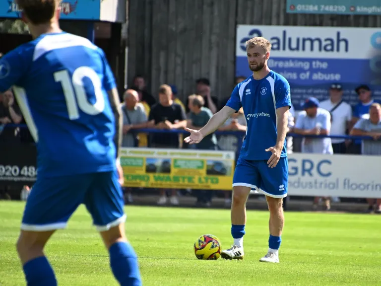Photo 21 of 67, Bury Town vs Halesowen Town 08/08/2026