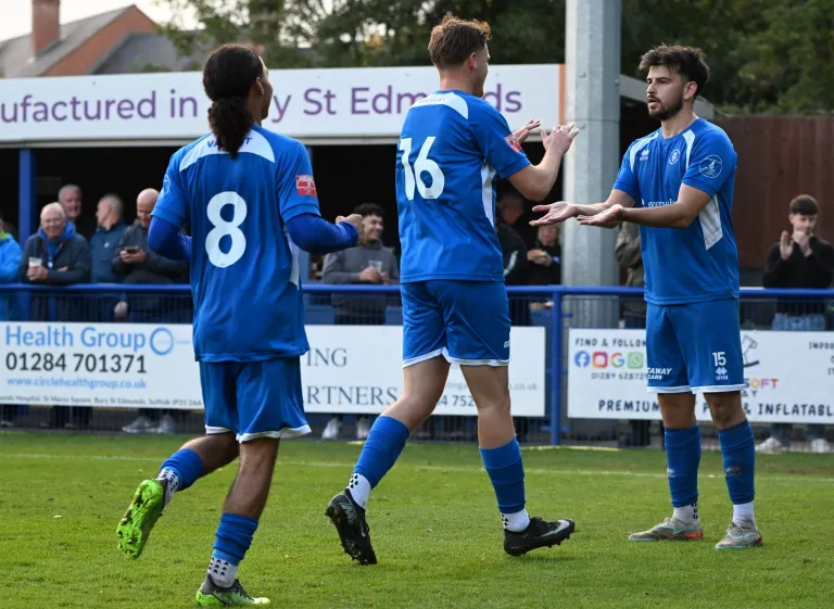 Photo 103 of 144, Bury Town vs Stourbridge 17/10/2026